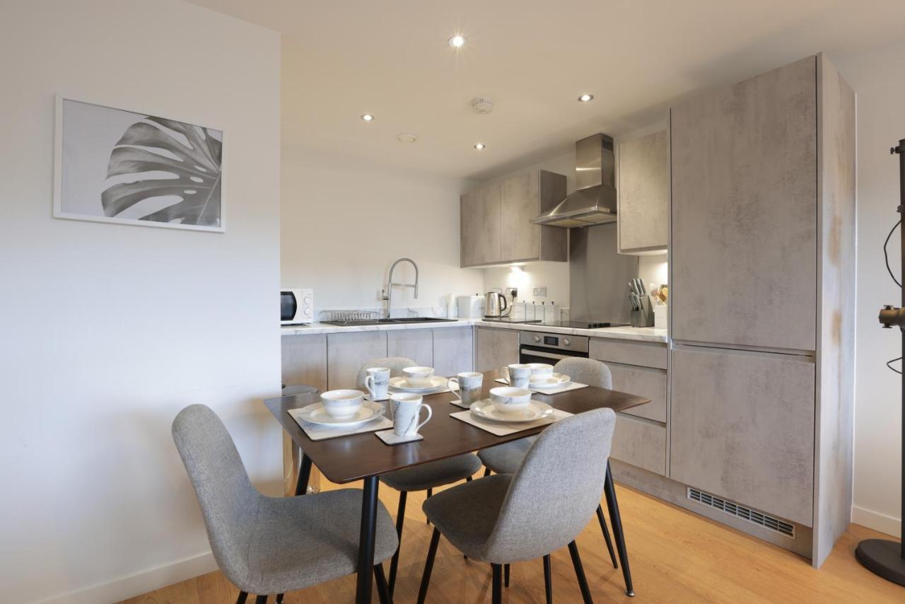 Southbank Leeds Apartment. New! With Free Parking Εξωτερικό φωτογραφία